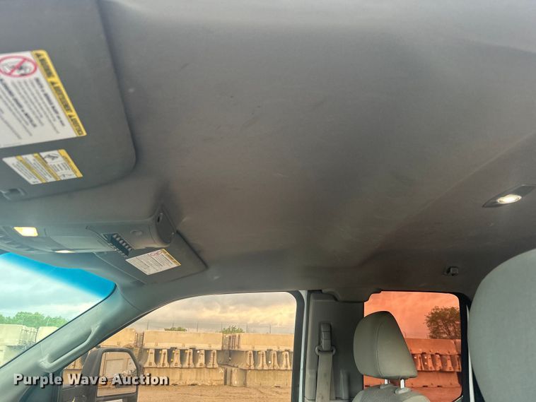 image for item DO1086 2019 Ford F250 Super Duty XL SuperCab pickup truck