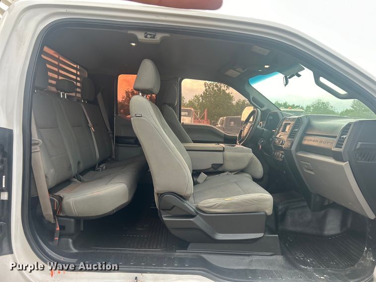 image for item DO1086 2019 Ford F250 Super Duty XL SuperCab pickup truck