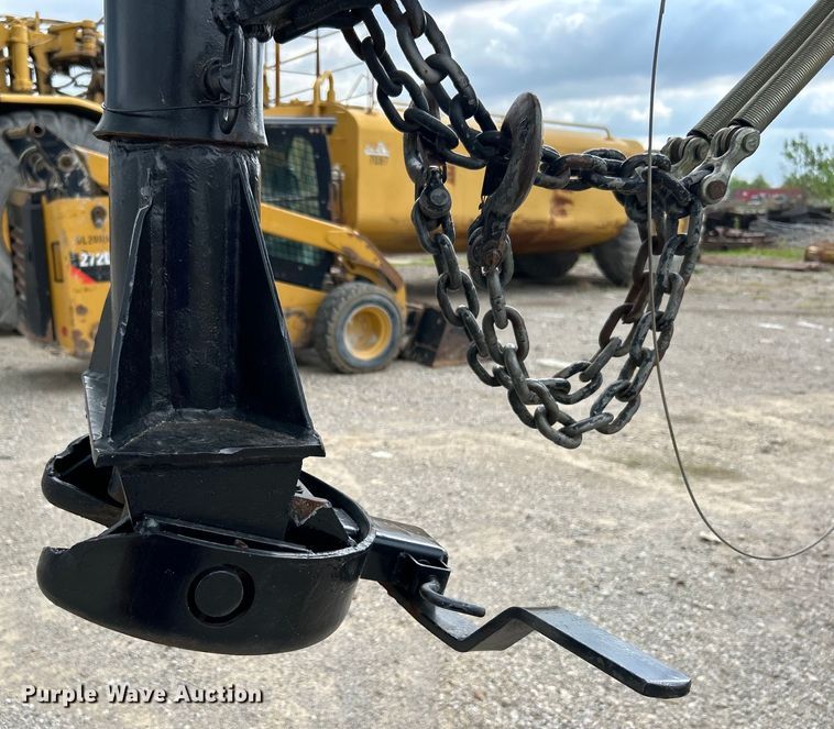 image for item DO1087 2010 T&R DDT equipment trailer