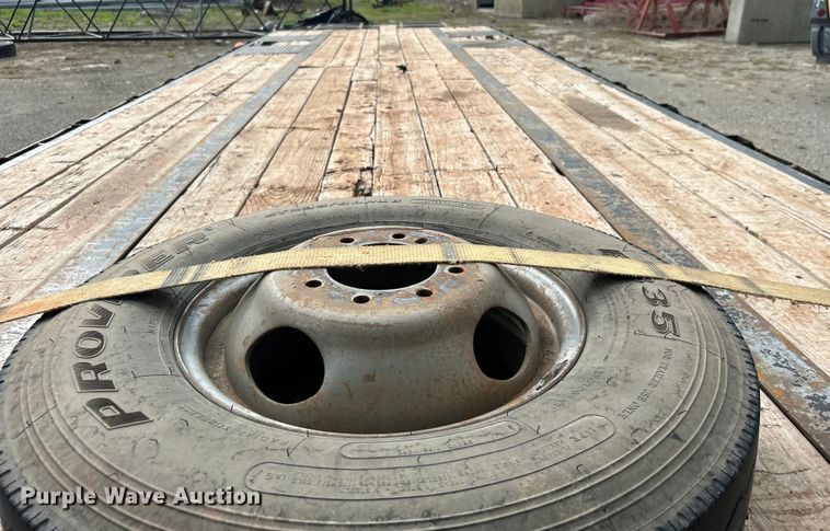 image for item DO1087 2010 T&R DDT equipment trailer