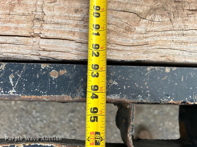 image for item DO1087 2010 T&R DDT equipment trailer