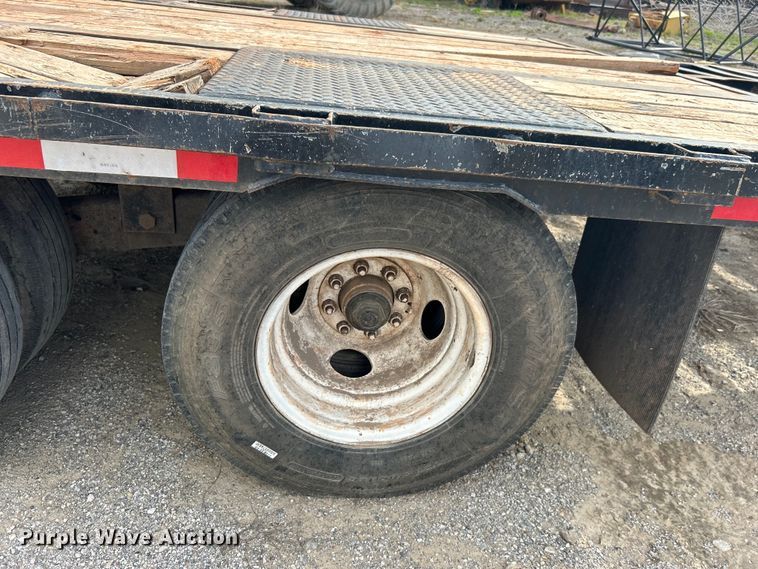 image for item DO1087 2010 T&R DDT equipment trailer