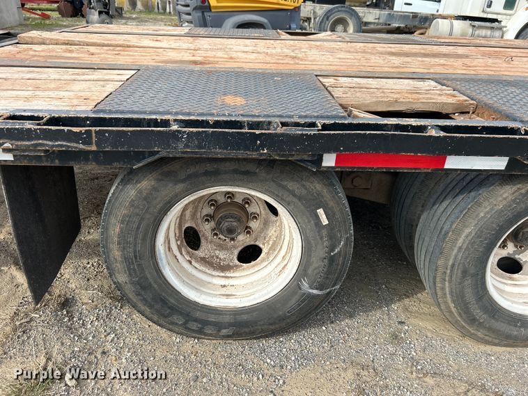image for item DO1087 2010 T&R DDT equipment trailer