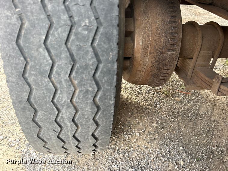 image for item DO1087 2010 T&R DDT equipment trailer