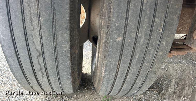 image for item DO1087 2010 T&R DDT equipment trailer