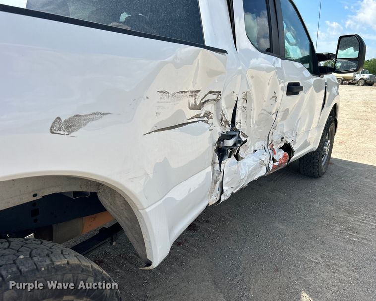 image for item DO1091 2021 Ford F250 Super Duty XL SuperCab pickup truck