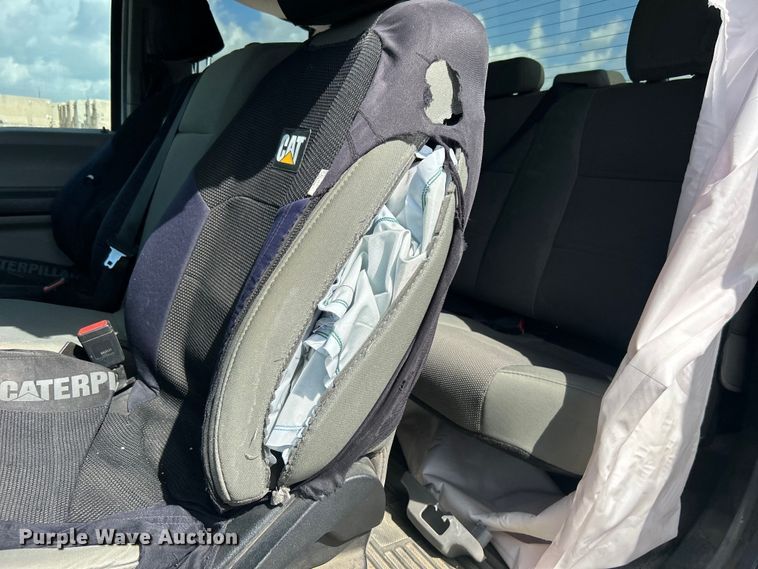 image for item DO1091 2021 Ford F250 Super Duty XL SuperCab pickup truck