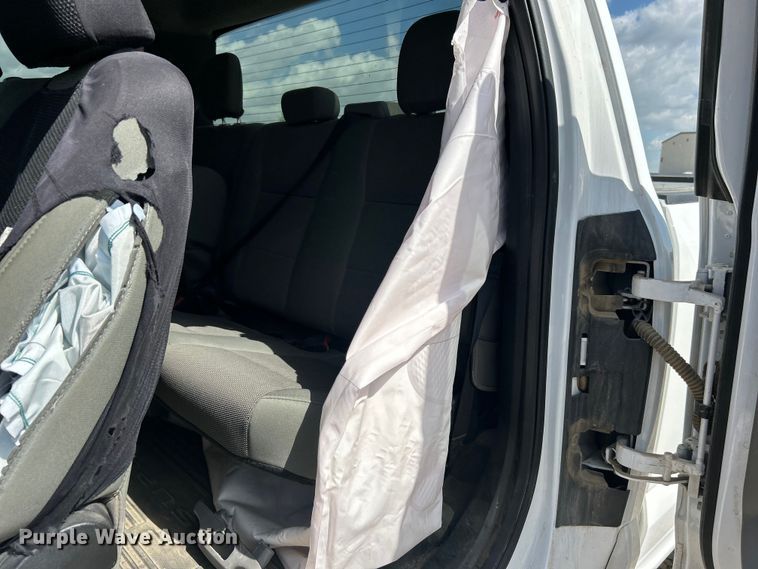 image for item DO1091 2021 Ford F250 Super Duty XL SuperCab pickup truck