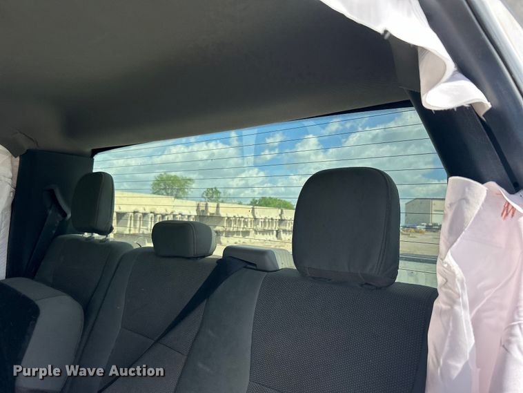 image for item DO1091 2021 Ford F250 Super Duty XL SuperCab pickup truck