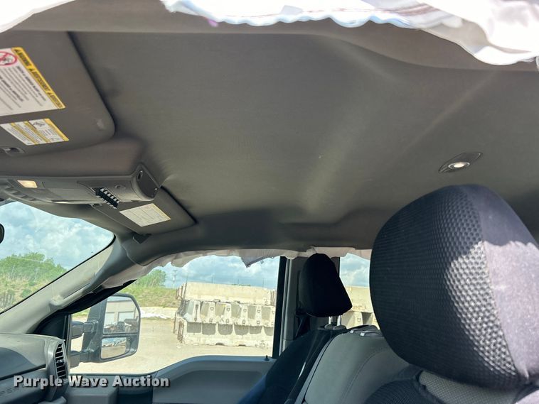 image for item DO1091 2021 Ford F250 Super Duty XL SuperCab pickup truck