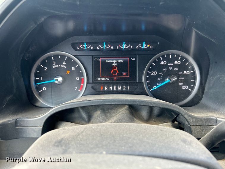 image for item DO1091 2021 Ford F250 Super Duty XL SuperCab pickup truck