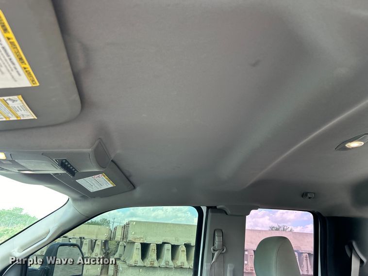 image for item DO1091 2021 Ford F250 Super Duty XL SuperCab pickup truck