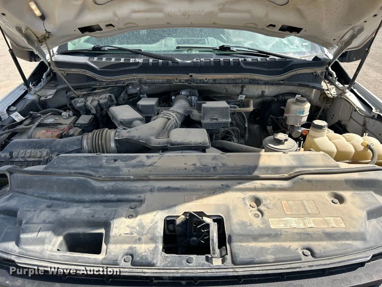 image for item DO1091 2021 Ford F250 Super Duty XL SuperCab pickup truck