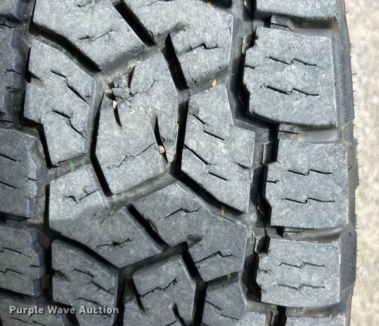 image for item DO1091 2021 Ford F250 Super Duty XL SuperCab pickup truck