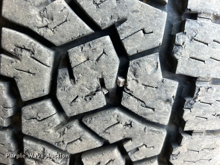 image for item DO1091 2021 Ford F250 Super Duty XL SuperCab pickup truck