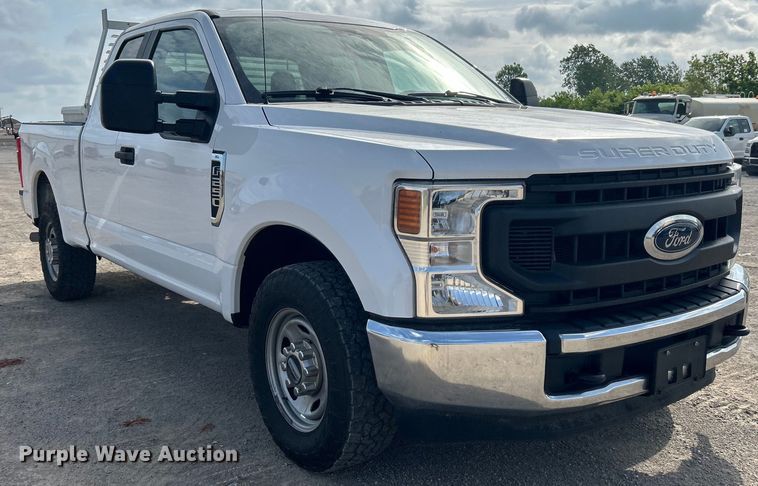 image for item DO1093 2021 Ford F250 Super Duty XL SuperCab pickup truck