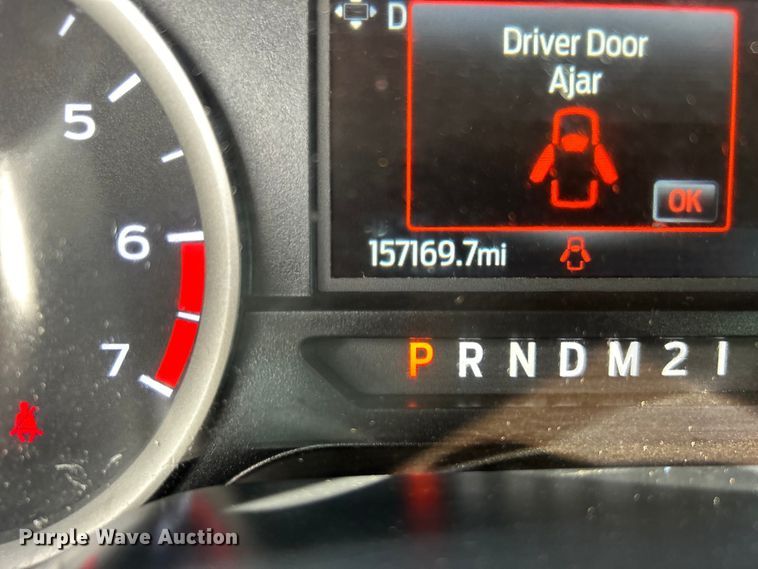 image for item DO1093 2021 Ford F250 Super Duty XL SuperCab pickup truck