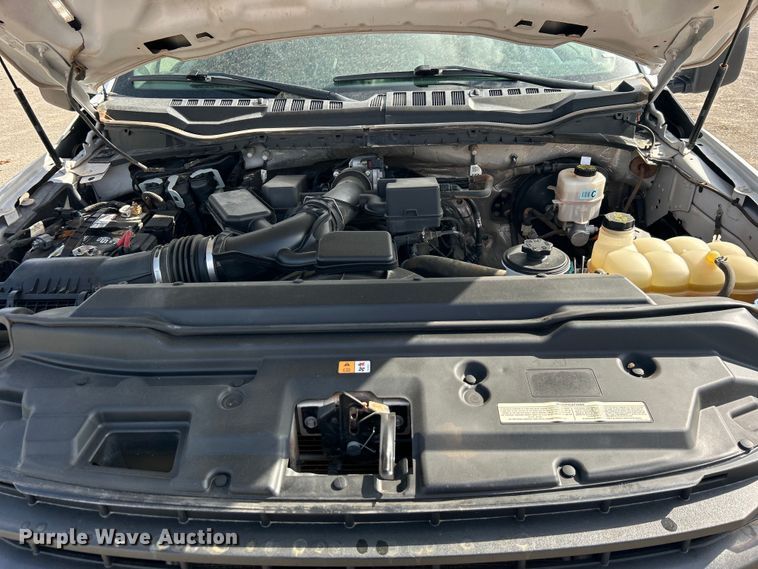 image for item DO1093 2021 Ford F250 Super Duty XL SuperCab pickup truck