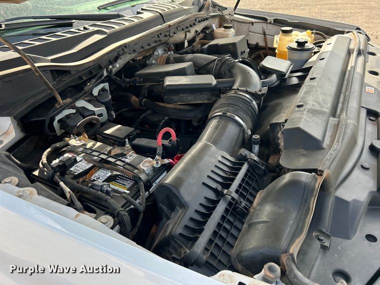 image for item DO1093 2021 Ford F250 Super Duty XL SuperCab pickup truck