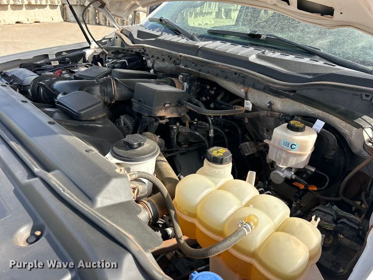 image for item DO1093 2021 Ford F250 Super Duty XL SuperCab pickup truck