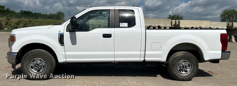 image for item DO1095 2018 Ford F250 Super Duty XL SuperCab pickup truck