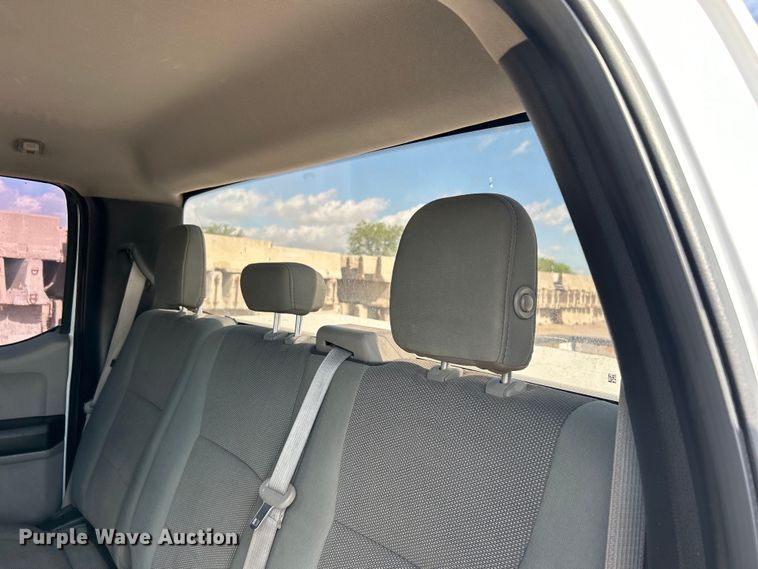 image for item DO1095 2018 Ford F250 Super Duty XL SuperCab pickup truck