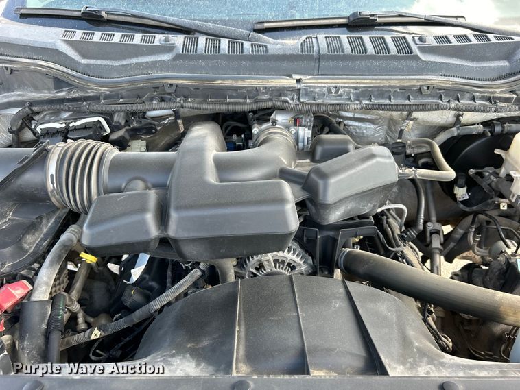 image for item DO1095 2018 Ford F250 Super Duty XL SuperCab pickup truck