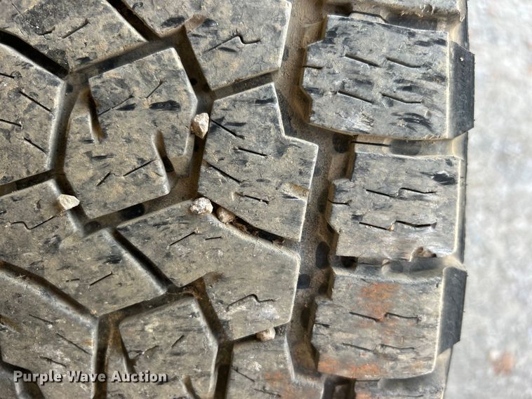 image for item DO1095 2018 Ford F250 Super Duty XL SuperCab pickup truck