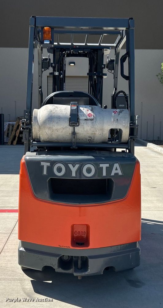 image for item DO1099 Toyota 8FGCSU20 forklift