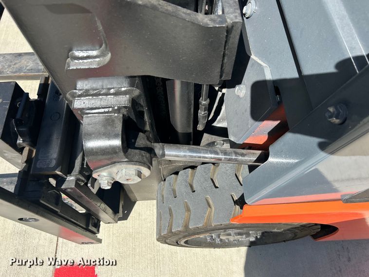 image for item DO1099 Toyota 8FGCSU20 forklift