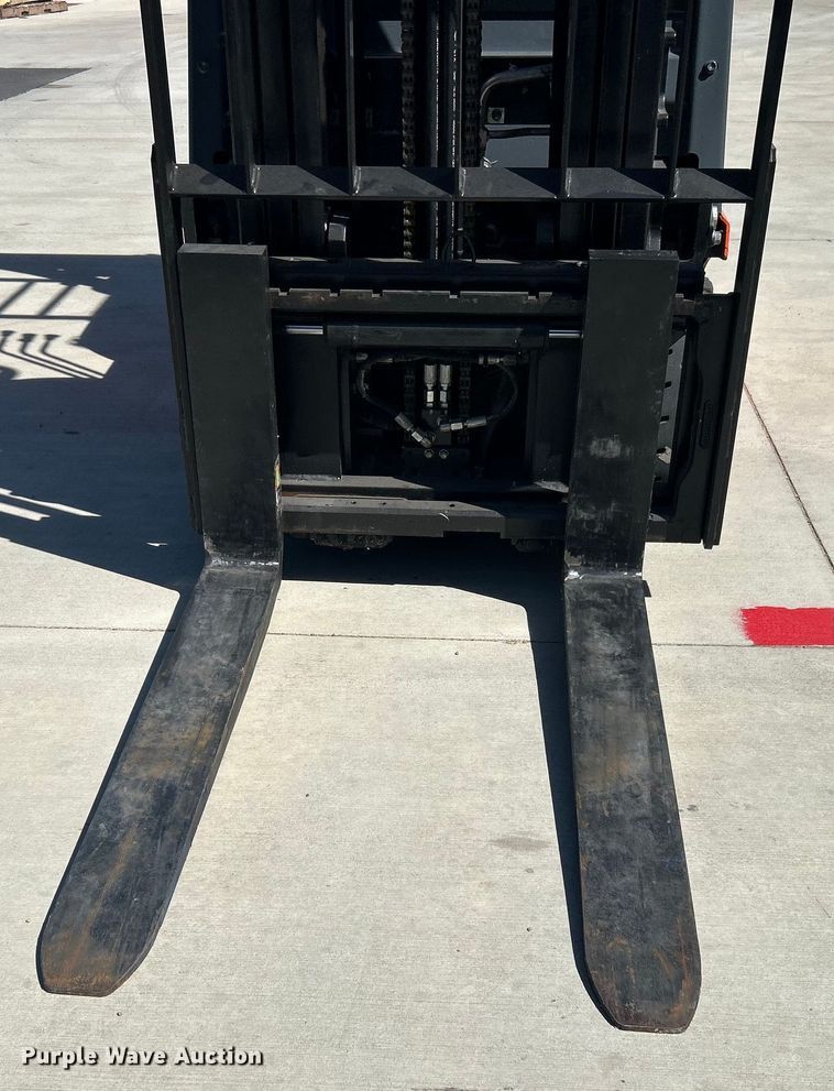 image for item DO1099 Toyota 8FGCSU20 forklift