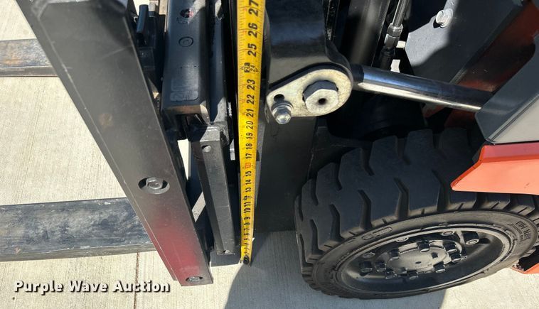 image for item DO1099 Toyota 8FGCSU20 forklift