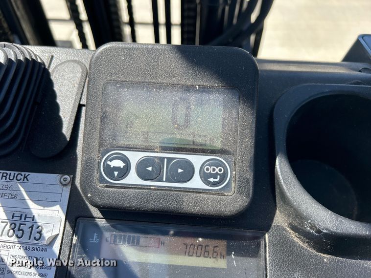 image for item DO1099 Toyota 8FGCSU20 forklift