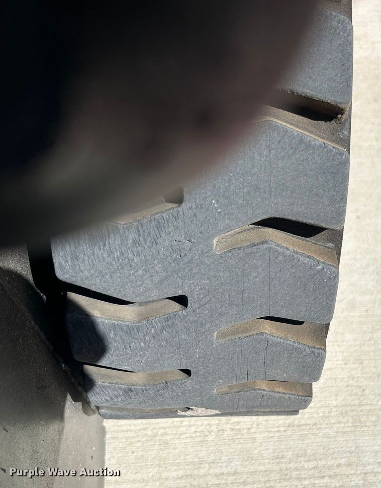 image for item DO1099 Toyota 8FGCSU20 forklift