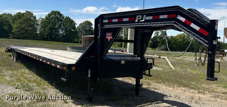 image for item DO1138 2021 PJ Trailer Mfg. co LD442 equipment trailer