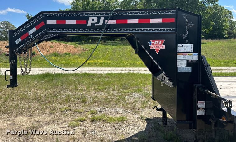 image for item DO1138 2021 PJ Trailer Mfg. co LD442 equipment trailer