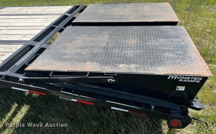 image for item DO1138 2021 PJ Trailer Mfg. co LD442 equipment trailer