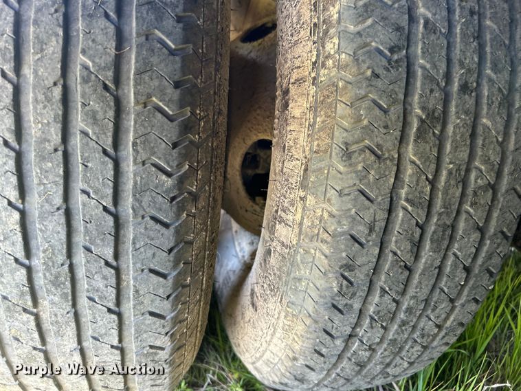 image for item DO1138 2021 PJ Trailer Mfg. co LD442 equipment trailer