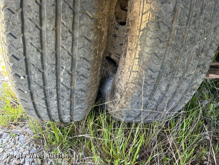 image for item DO1138 2021 PJ Trailer Mfg. co LD442 equipment trailer