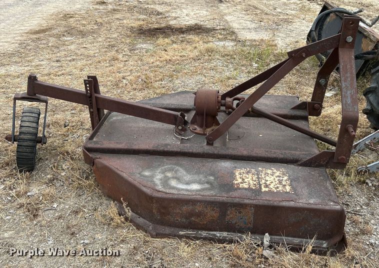 image for item DO1144 Kubota B7100 tractor