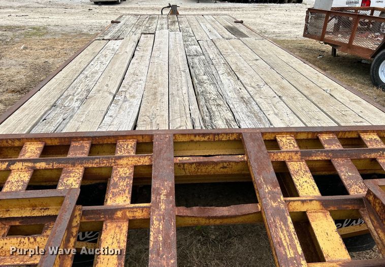 image for item DO1150 1987 Belshe T-9 equipment trailer