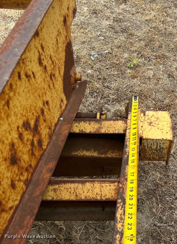 image for item DO1150 1987 Belshe T-9 equipment trailer