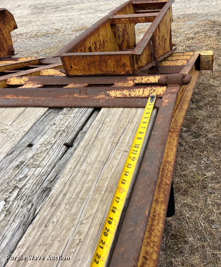 image for item DO1150 1987 Belshe T-9 equipment trailer