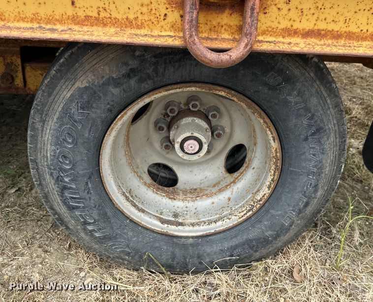 image for item DO1150 1987 Belshe T-9 equipment trailer