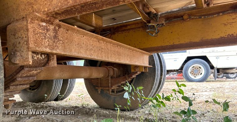 image for item DO1150 1987 Belshe T-9 equipment trailer