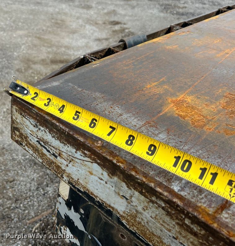 image for item DO6453 2015 Kenworth  T270 dump flatbed truck