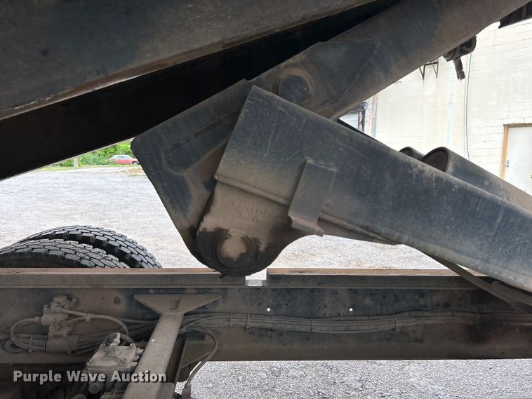 image for item DO6453 2015 Kenworth  T270 dump flatbed truck