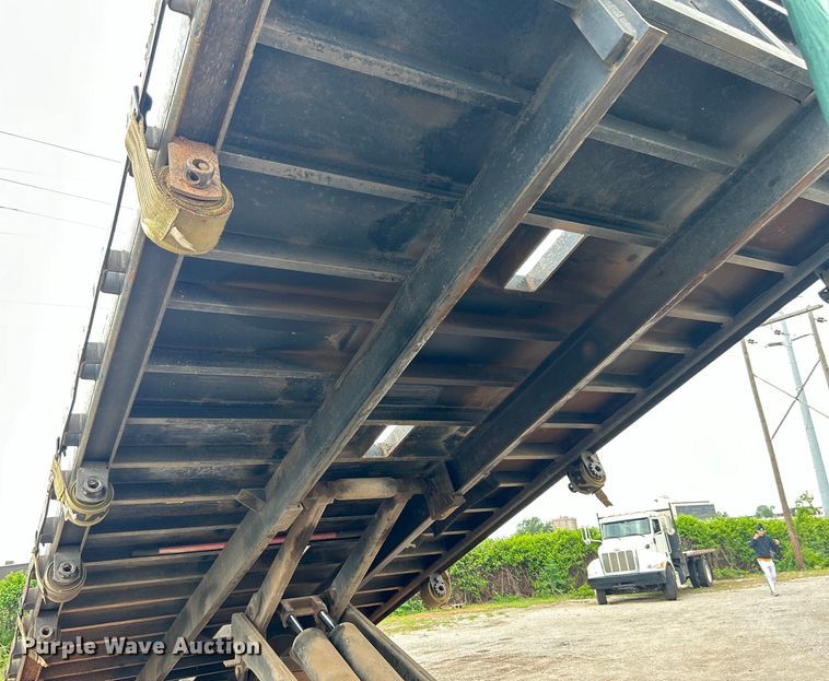 image for item DO6453 2015 Kenworth  T270 dump flatbed truck