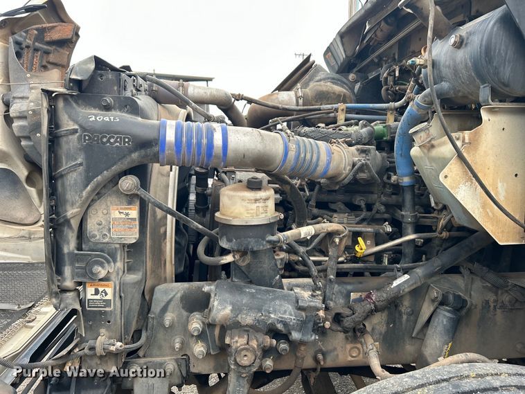 image for item DO6453 2015 Kenworth  T270 dump flatbed truck