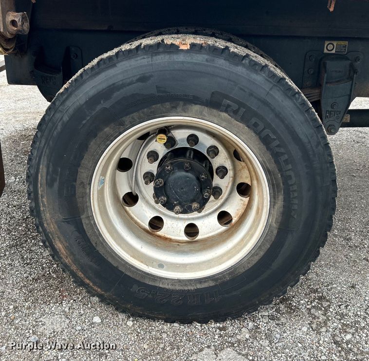 image for item DO6453 2015 Kenworth  T270 dump flatbed truck